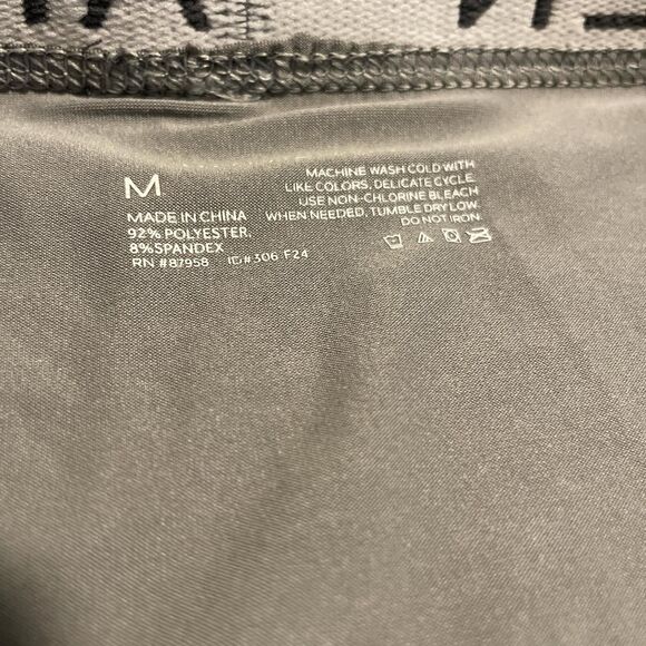 Van-heusen Men's Grey Boxer size medium - Picture 2 of 3